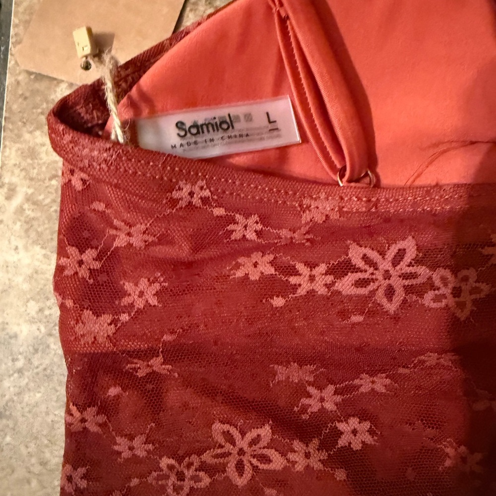 Samiol, NWT,  Red Floral Tankini Set - Picture 5 of 6